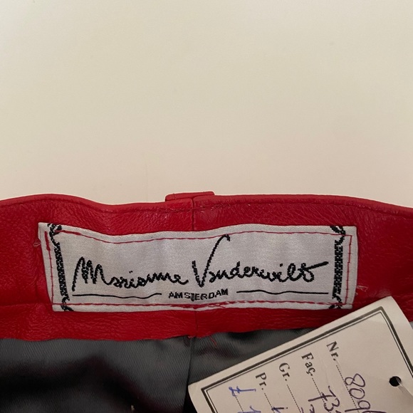 Sexy Red Leather Booty High Waist Shorts 38 - Picture 9 of 10